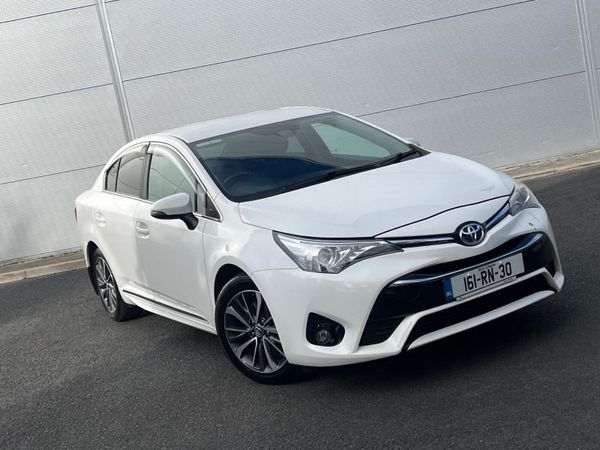 Toyota Avensis Saloon, Diesel, 2016, White