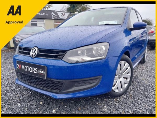 Volkswagen Polo Hatchback, Petrol, 2012, Blue