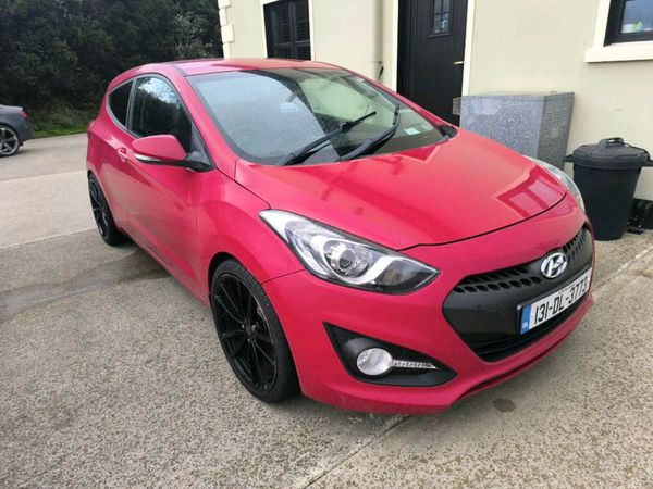 Hyundai i30 Hatchback, Diesel, 2013, Red