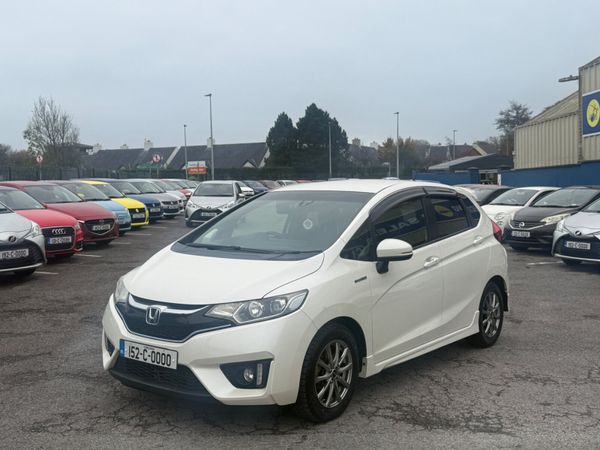 Honda Fit Hatchback, Petrol Hybrid, 2015, White