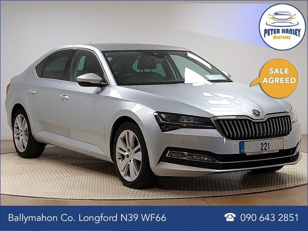Skoda Superb Hatchback, Diesel, 2022, Silver