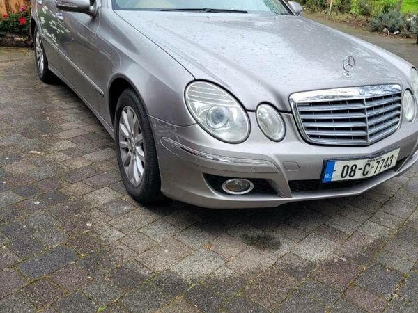 Mercedes-Benz E-Class Saloon, Petrol, 2008, Silver