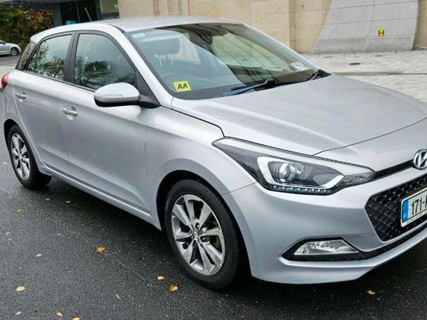 Hyundai i20 Hatchback, Petrol, 2017, Grey