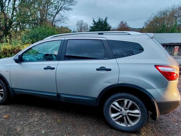 Nissan Qashqai+2 MPV, Diesel, 2012, Silver