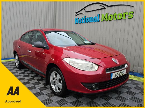 Renault Fluence Saloon, Diesel, 2011, Red