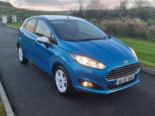 Ford Fiesta Hatchback, Petrol, 2016, Blue