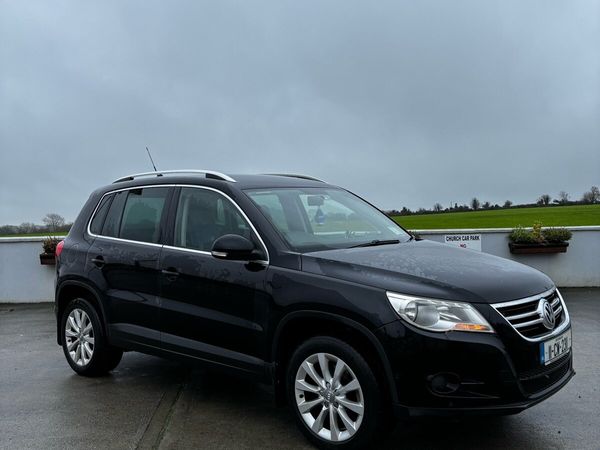 Volkswagen Tiguan SUV, Diesel, 2011, Black