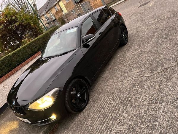 BMW 1-Series Estate/Jeep, Diesel, 2013, Black