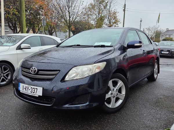 Toyota Corolla Saloon, Diesel, 2011, Blue
