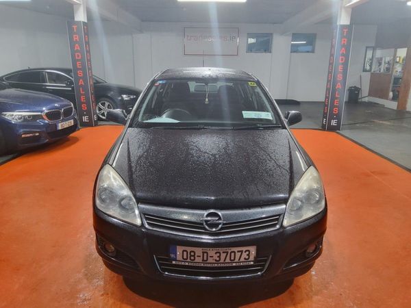 Opel Astra Hatchback, Petrol, 2008, Black