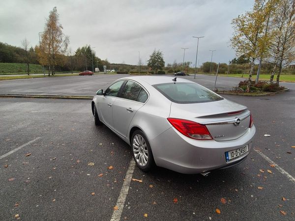 Opel Insignia Saloon, Diesel, 2010, Silver