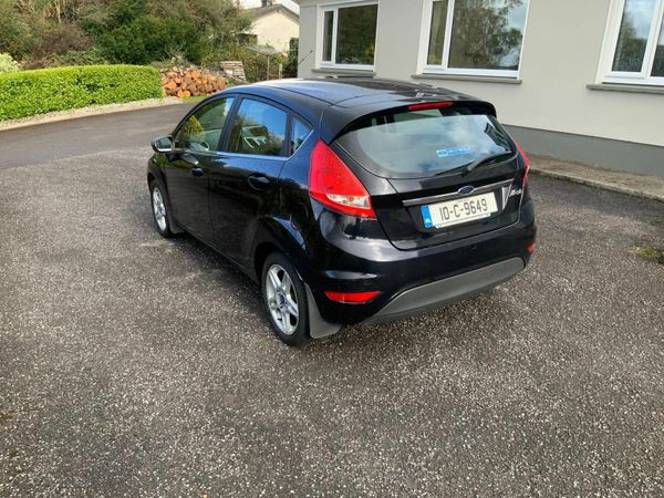 Ford Fiesta Hatchback, Petrol, 2010, Black