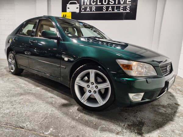 Lexus IS Saloon, Petrol, 2001, Green