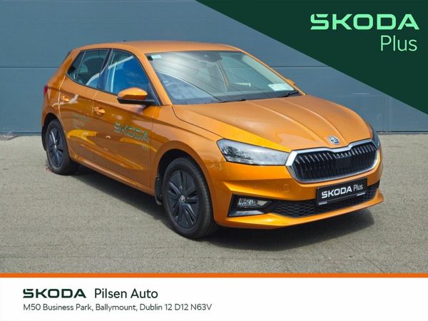 Skoda Fabia Hatchback, Petrol, 2025, Orange
