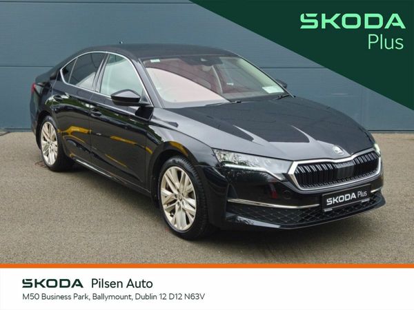 Skoda Octavia Saloon, Petrol, 2024, Black