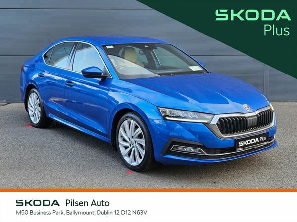 Skoda Octavia Saloon, Petrol, 2022, Blue