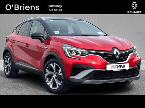 Renault Captur Hatchback, Petrol, 2023, Red