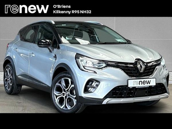 Renault Captur Hatchback, Petrol, 2023, Silver