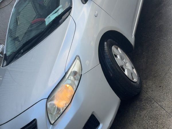 Toyota Corolla Saloon, Diesel, 2008, Silver