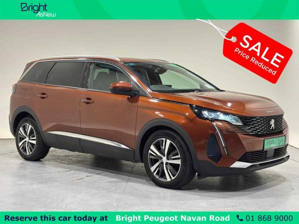 Peugeot 5008 MPV, Diesel, 2021, Brown