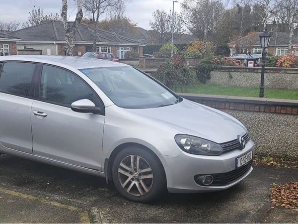 Volkswagen Golf Hatchback, Diesel, 2010, Silver