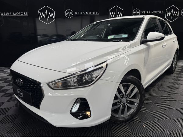 Hyundai i30 Hatchback, Petrol, 2017, White