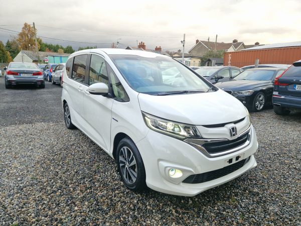 Honda Freed MPV, Petrol Hybrid, 2018, White