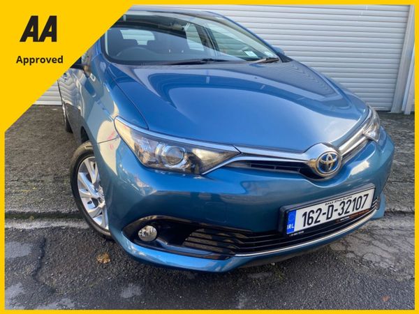 Toyota Auris Hatchback, Petrol Hybrid, 2016, Blue