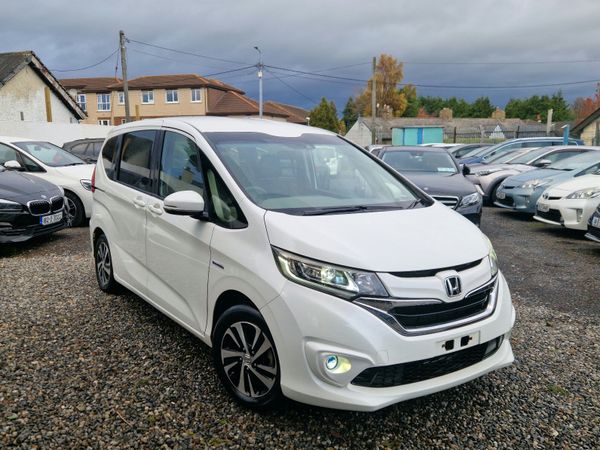 Honda Freed MPV, Petrol Hybrid, 2018, White