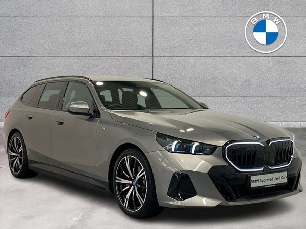 BMW 5-Series Estate, Petrol Plug-in Hybrid, 2024, Grey