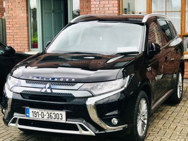 Mitsubishi Outlander SUV, Petrol Plug-in Hybrid, 2019, Black