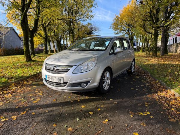 Opel Corsa Hatchback, Petrol, 2010, Silver