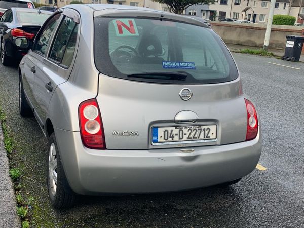 Nissan Micra Hatchback, Petrol, 2004, Silver
