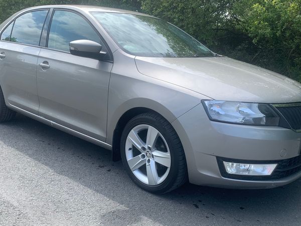Skoda Rapid Saloon, Diesel, 2016, Beige