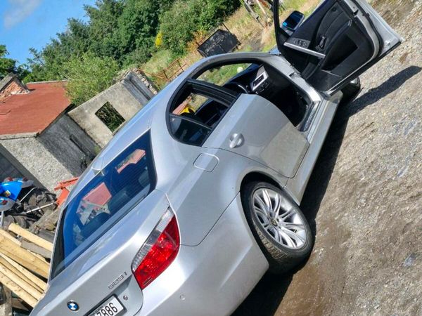 BMW 5-Series Saloon, Petrol, 2006, Silver
