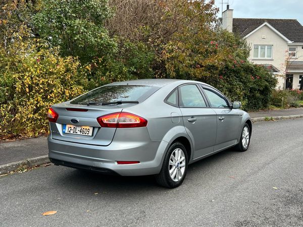 Ford Mondeo Hatchback, Diesel, 2012, Silver