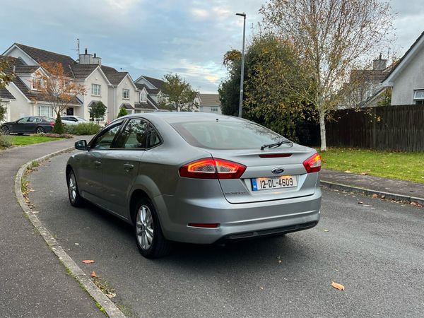 Ford Mondeo Hatchback, Diesel, 2012, Silver