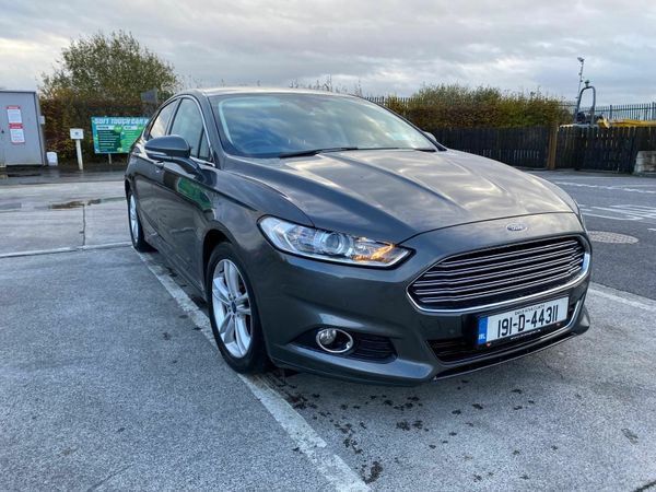 Ford Mondeo Hatchback, Diesel, 2019, Grey