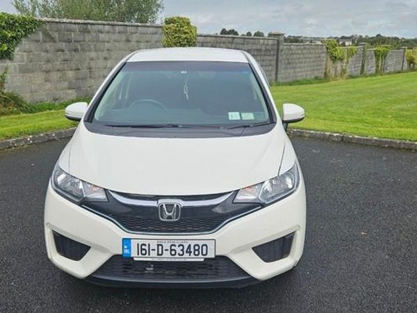 Honda Fit Hatchback, Petrol Hybrid, 2016, White