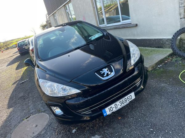 Peugeot 308 Hatchback, Diesel, 2010, Black