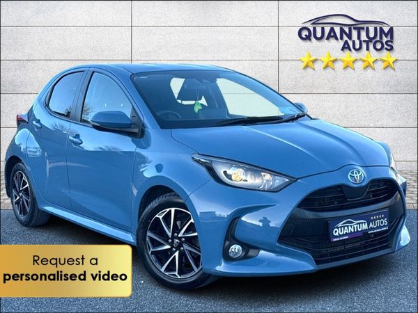 Toyota Yaris Hatchback, Petrol, 2021, Blue