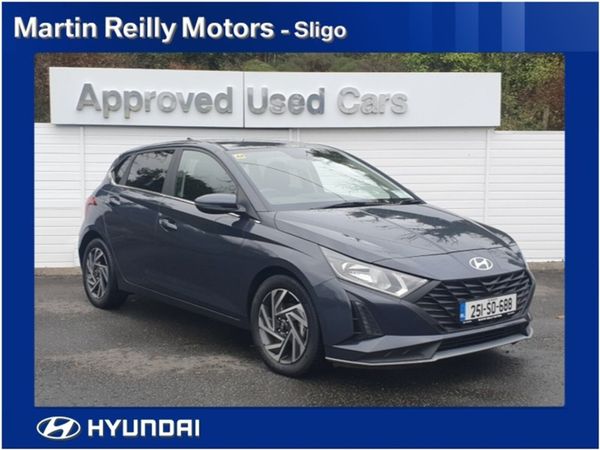 Hyundai i20 Hatchback, Petrol, 2025, Grey