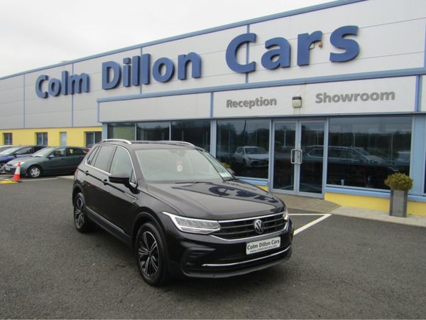 Volkswagen Tiguan SUV, Diesel, 2023, Black