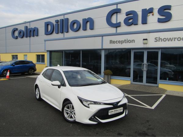 Toyota Corolla Hatchback, Petrol Hybrid, 2022, White