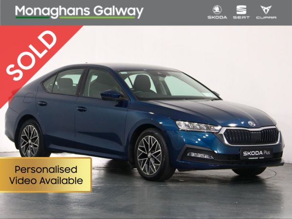 Skoda Octavia Hatchback, Petrol, 2021, Blue
