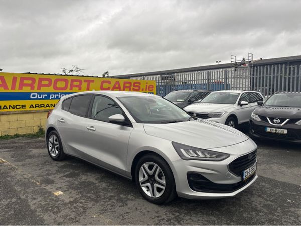 Ford Focus Hatchback, Petrol, 2023, Grey