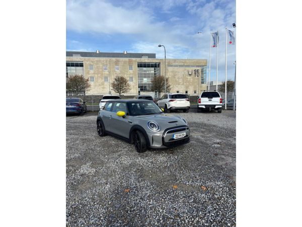 Mini Cooper Hatchback, Electric, 2022, Grey