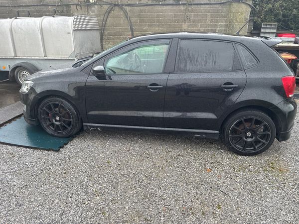 Volkswagen Polo Hatchback, Diesel, 2010, Black