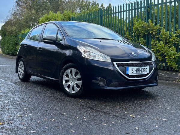 Peugeot 208 Hatchback, Petrol, 2015, Blue