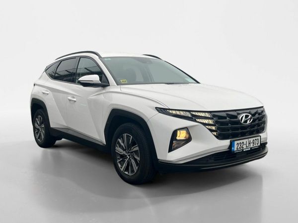 Hyundai Tucson SUV, Petrol Hybrid, 2023, White